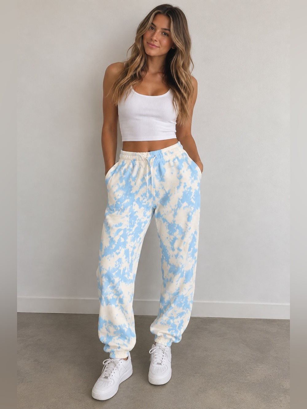 Roller Rabbit Blue Tie-Dye Joggers - Size Large